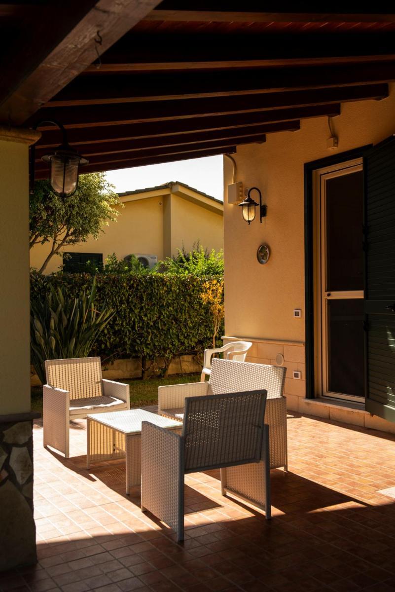Villa Plumeria Campofelice di Roccella Kültér fotó